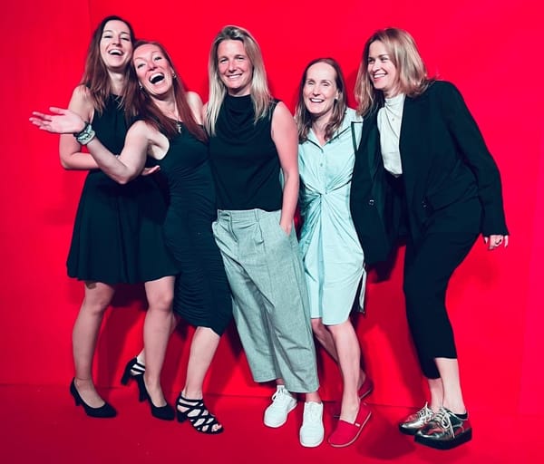 Amerikánka v kinech: Víly na přemiéře